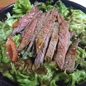 わさび醤油を少し♪♪牛肉塩コショウ炒め